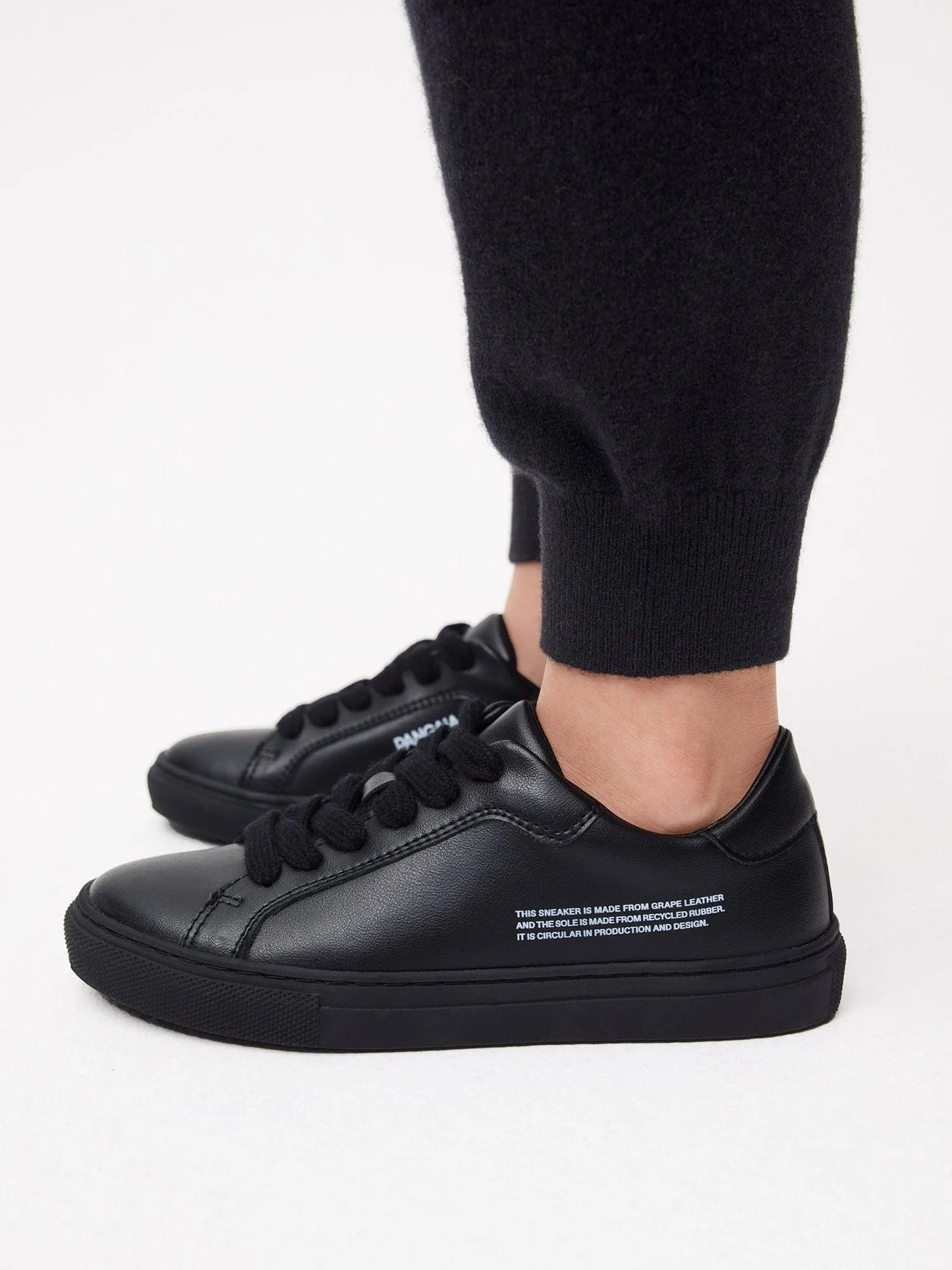 Kids Grape Sneakers—black