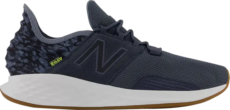 New Balance Fresh Foam Roav 2E Wide 'Gray Gum' Sneakers, Gray